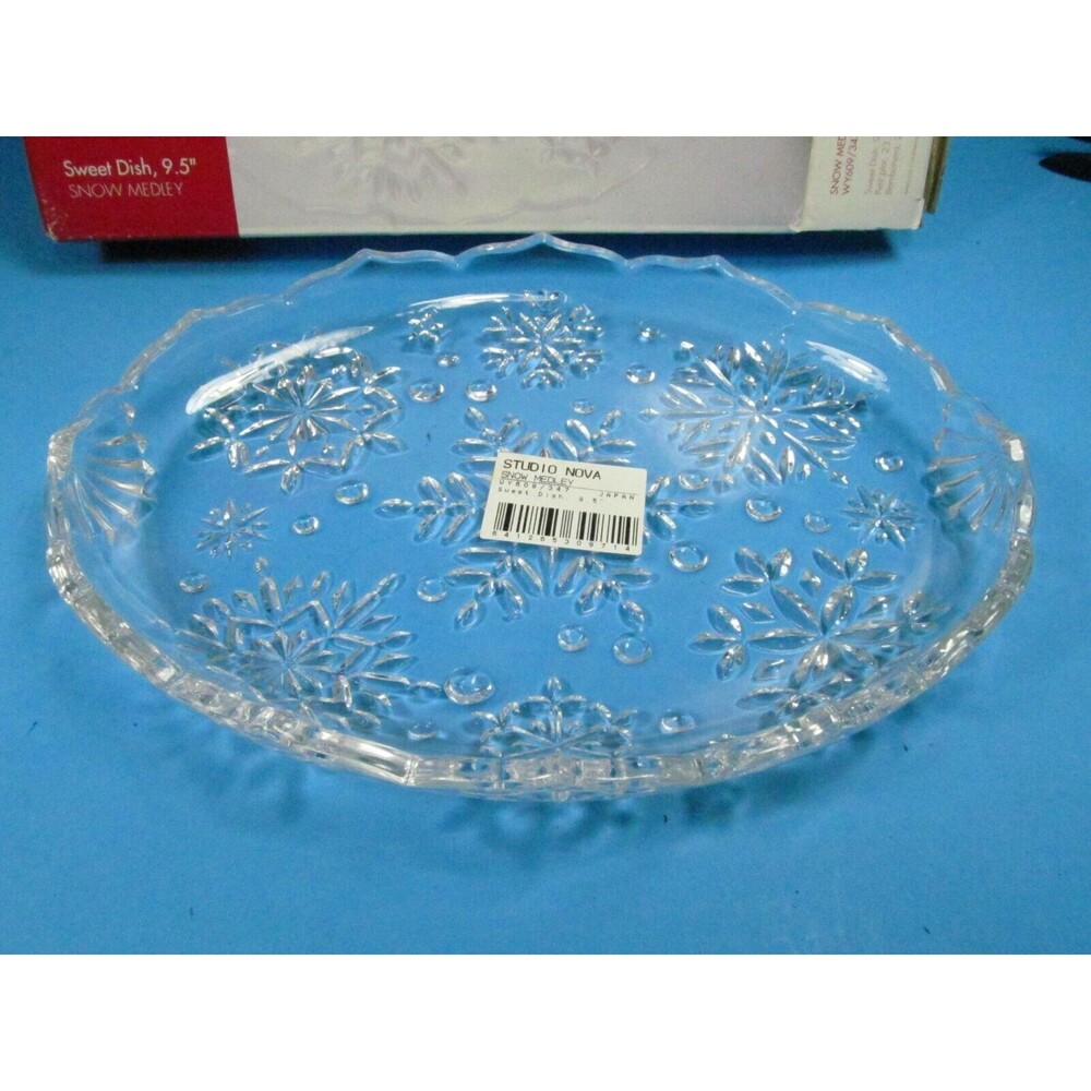 Snow Medley Studio Nova 9 1/2" Sweet Dish in box